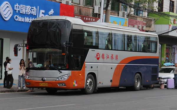 深圳市年會大巴車通常選用哪些車型？（深圳年會用車）