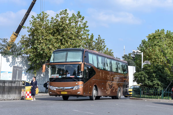 （班車租賃費(fèi)用）企業(yè)班車租賃多少錢(qián)？決定因素哪些？